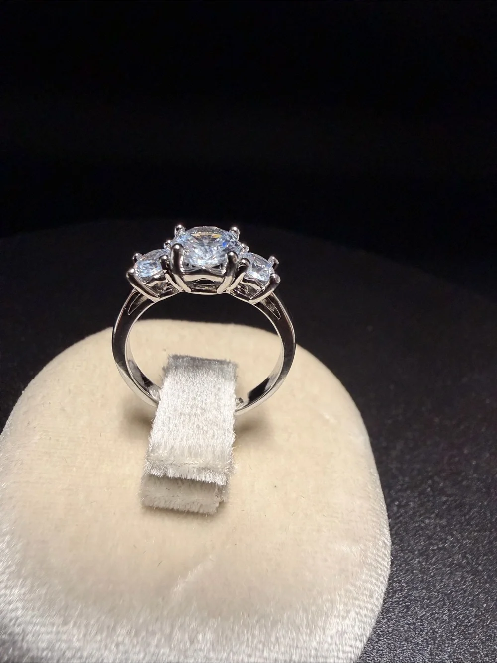 1CT Oval Moissanite Three-Stone Ring | Size 6